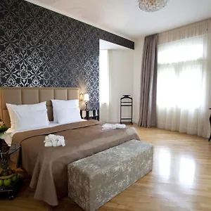 Deminka Palace 4* Praga